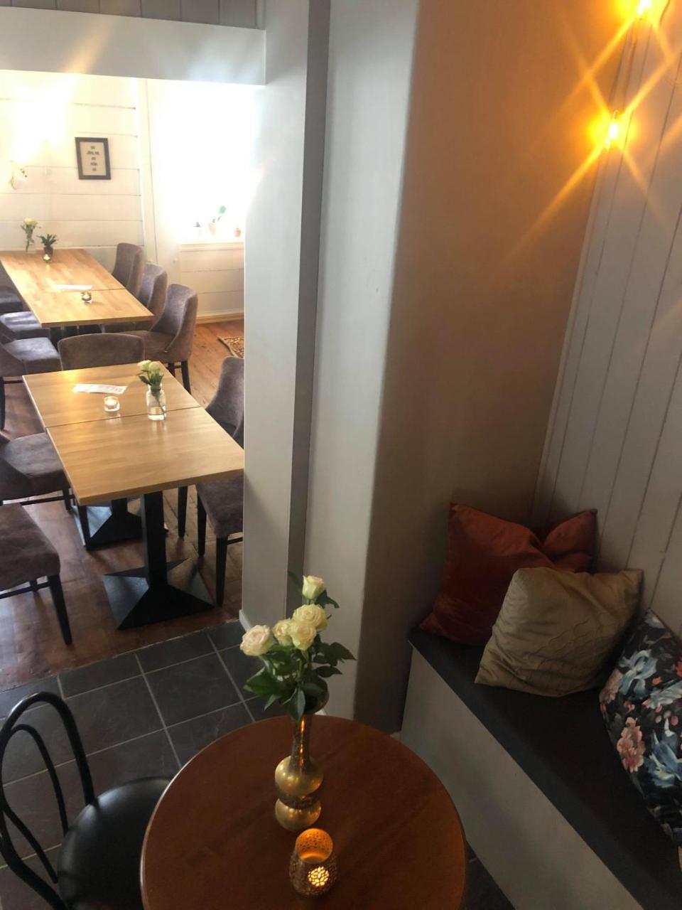 Stryn Kaffebar & Vertshus Экстерьер фото