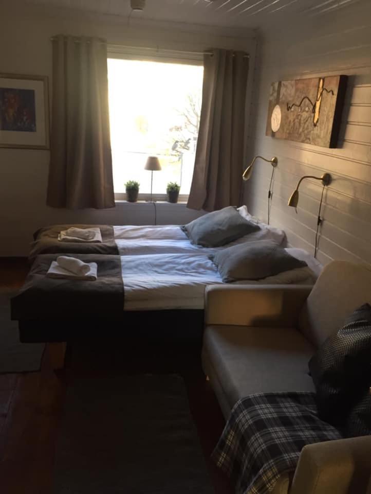 Stryn Kaffebar & Vertshus Экстерьер фото